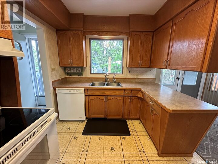 Property Photo:  168 Shevchenko Crescent  SK S0A 0L0 