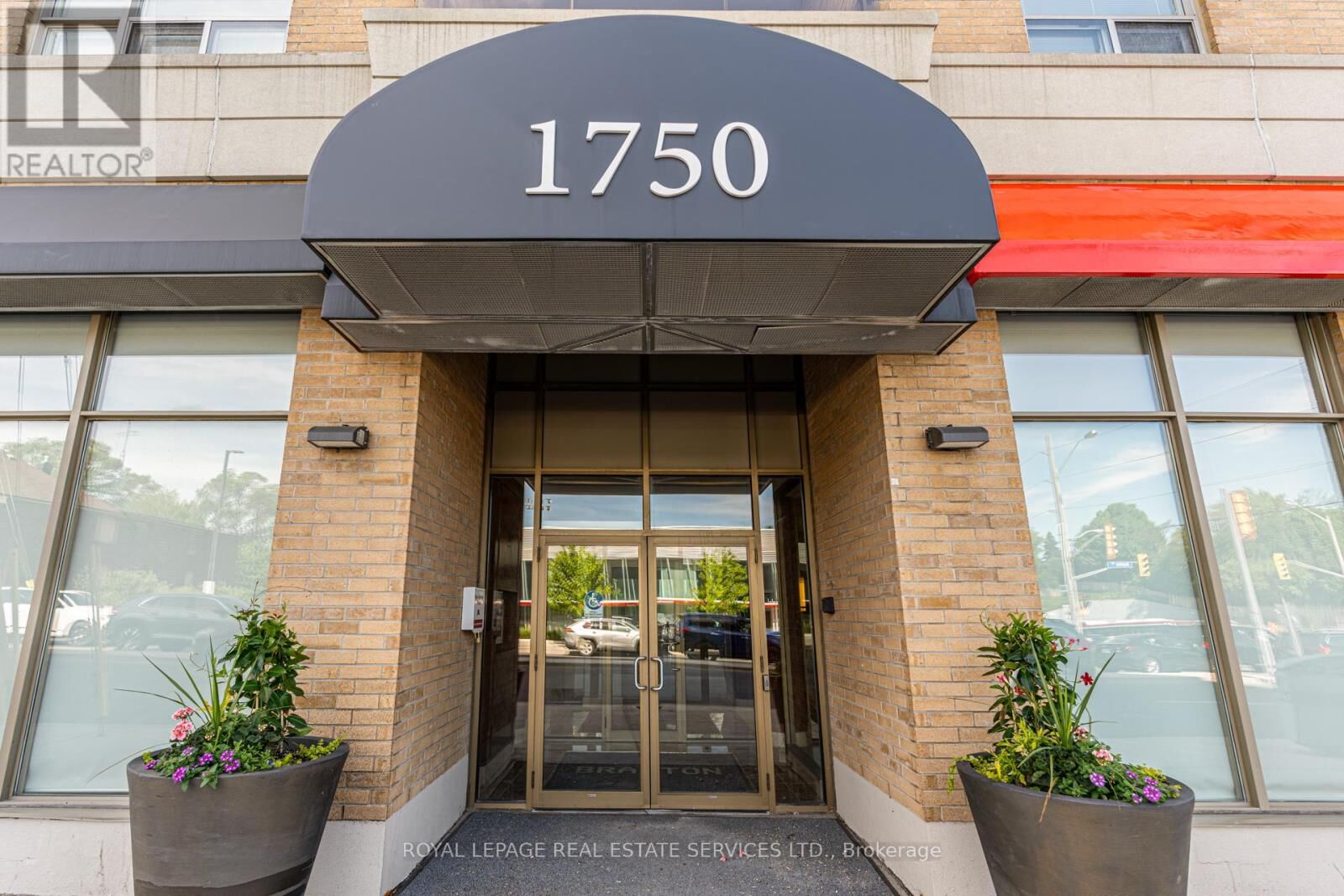 Property Photo:  1750 Bayview Avenue 202  ON M4G 4H6 
