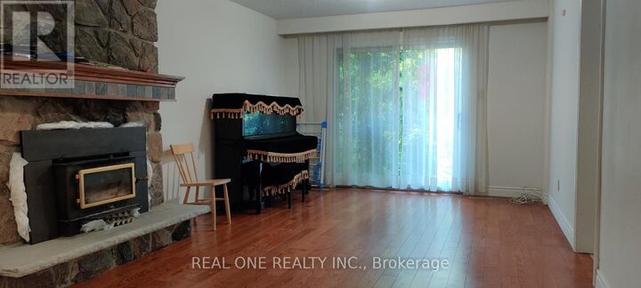 Property Photo:  72 Liebeck Crescent  ON L3R 1Y5 