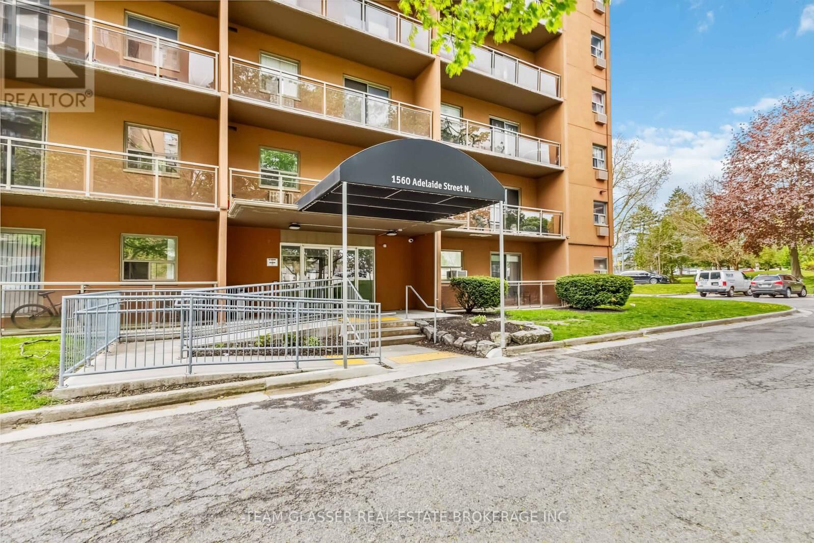 Property Photo:  1560 Adelaide Street North 165  ON N5X 2L5 