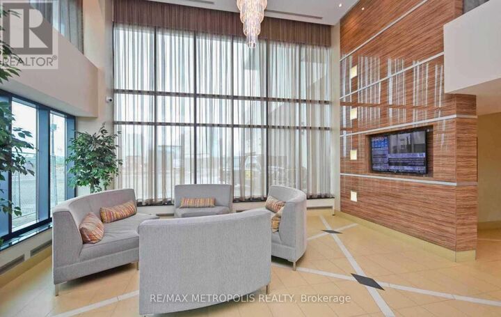 Property Photo:  3985 Grand Park Drive 1004  ON L5B 0H8 