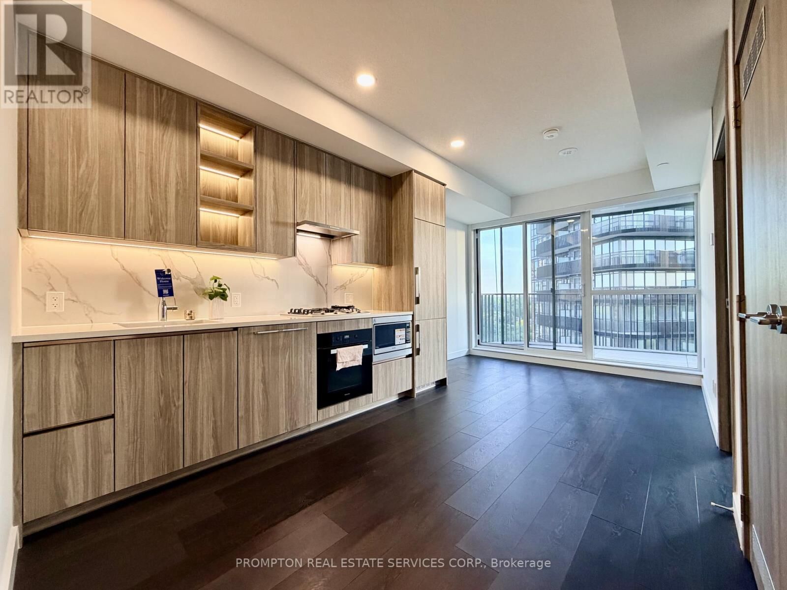 Property Photo:  68 Esther Shiner Boulevard 1703  ON M2K 0J6 