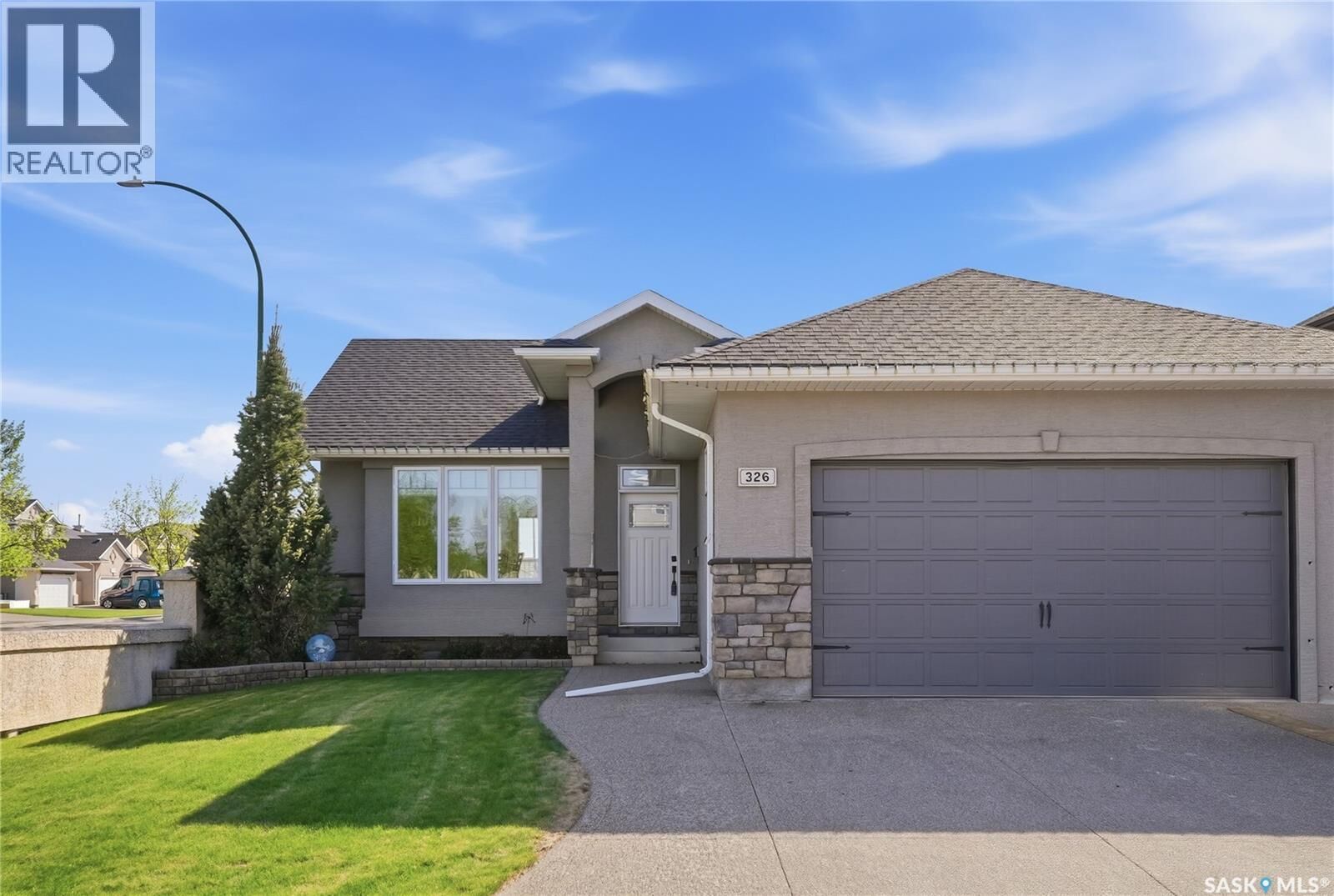 Property Photo:  326 Horlick Crescent  SK S7N 4R5 
