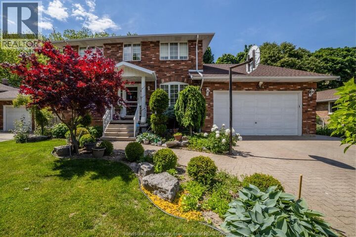 Property Photo:  148 Tecumseh Road  ON N7M 5Y8 