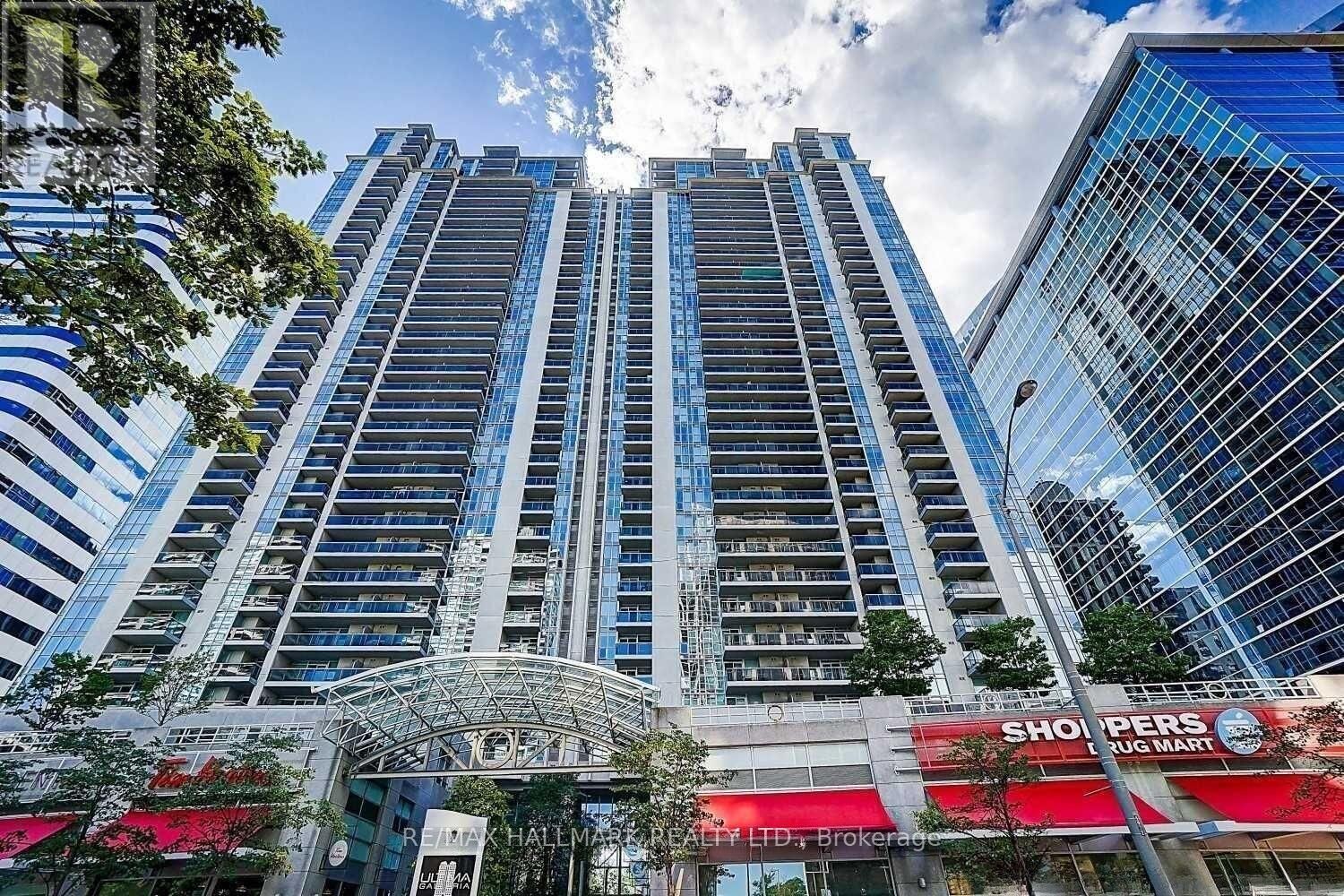 Property Photo:  4968 Yonge Street 1906  ON M2N 7G9 