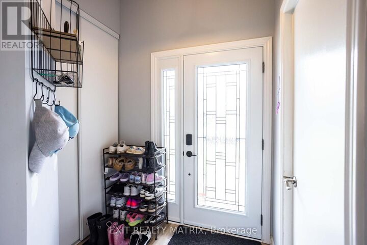 Property Photo:  1523 Briarfield Crescent  ON K4A 1Z9 