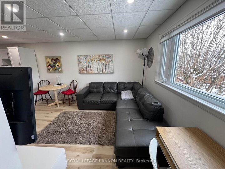 Property Photo: 84 Machar Ave ON P7B 2Y6