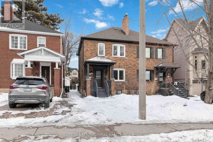Property Photo:  326 St Germain Avenue  ON M5M 1W3 