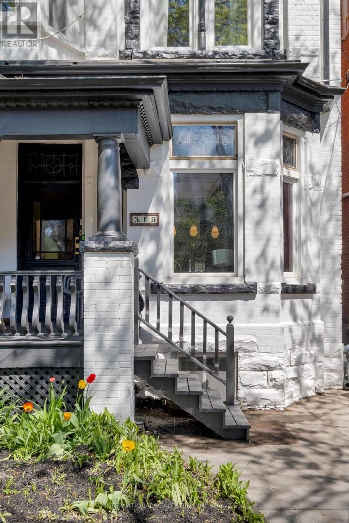 Property Photo:  319 Markham Street  ON M6G 2K8 