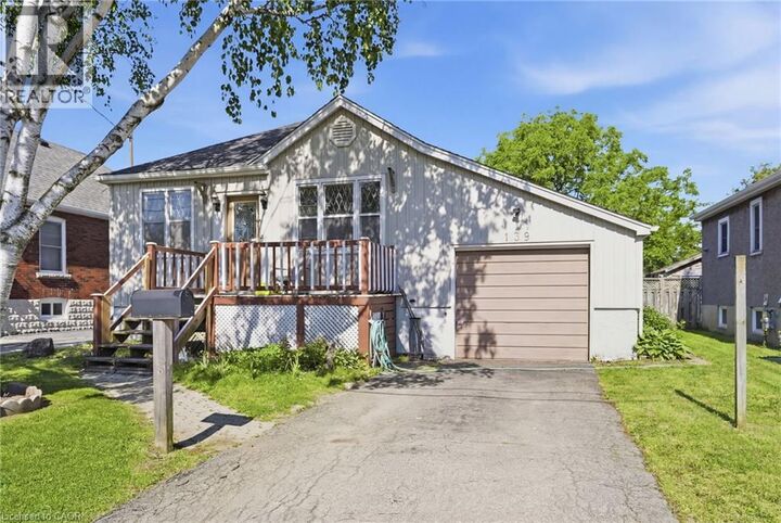 Property Photo:  139 Adeline Avenue  ON L8H 5T7 
