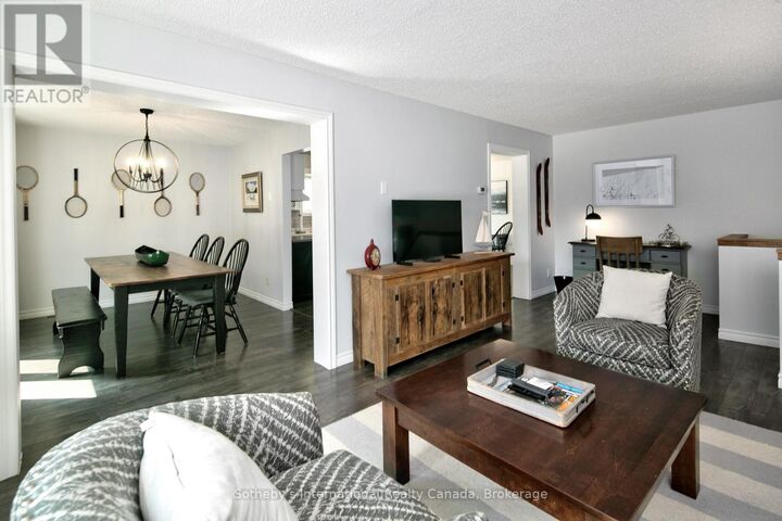 Property Photo:  26 Middle Avenue  ON N4L 1A8 