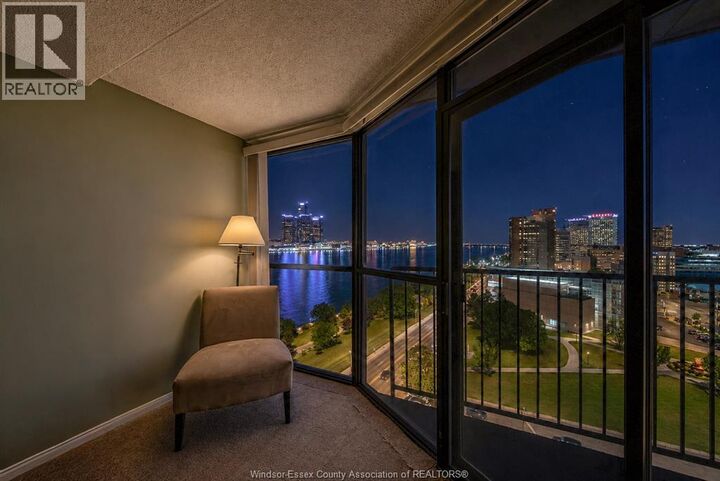 Property Photo:  515 Riverside Drive West 1303  ON N9A 7C3 