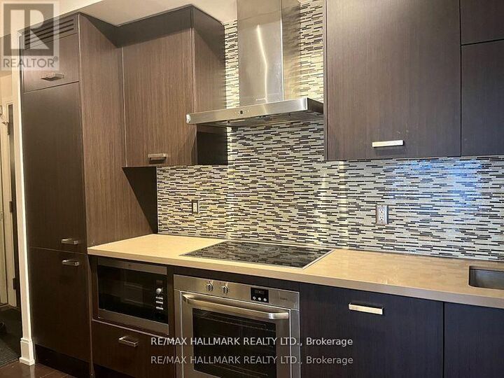 Property Photo:  560 Front Street West 428  ON M5V 1C1 