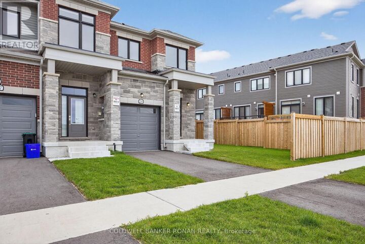 Property Photo:  29 Milady Crescent  ON L9J 0X3 