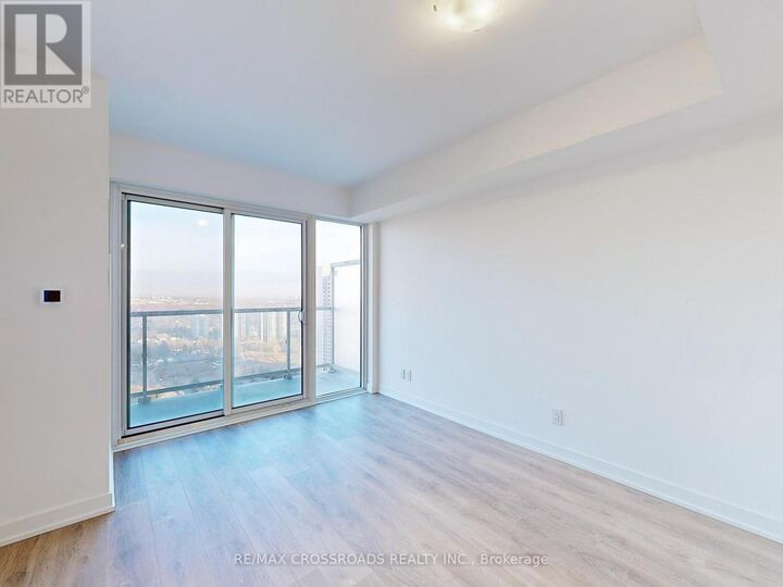 Property Photo:  2033 Kennedy Road 3303  ON M1T 0B9 