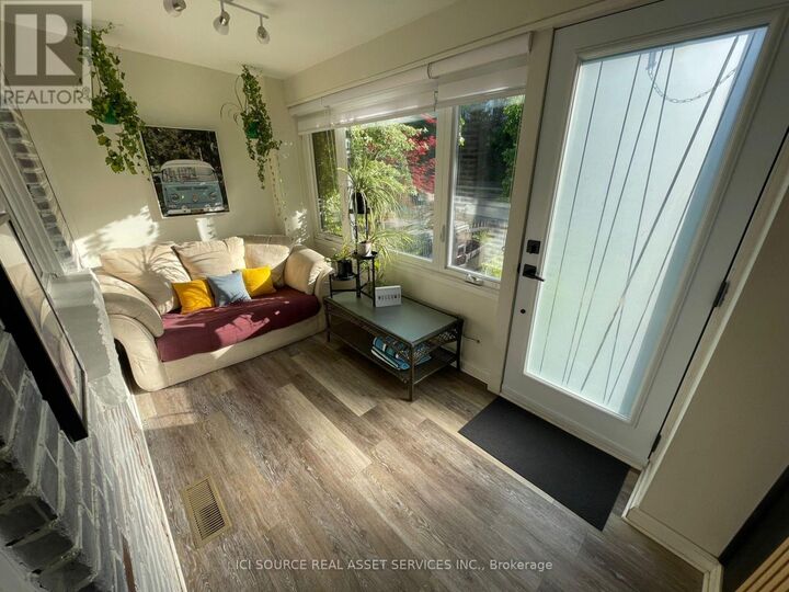Property Photo:  91 Alton Avenue  ON M4L 2M3 