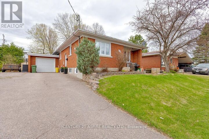 Property Photo:  368 Bell Street  ON K8A 2K4 