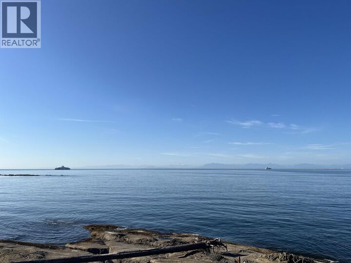 Property Photo:  581 Bayview Drive  BC V0N 2J1 