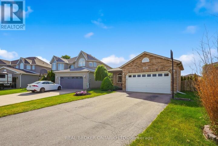 Property Photo:  26 Kelly Court  ON N1K 1W3 