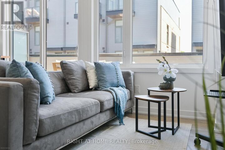 Property Photo:  88 Turtle Island Road 10  ON M6A 0E4 