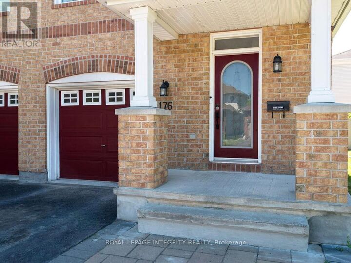 Property Photo:  176 Parkin Circle  ON K1T 4G4 
