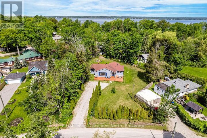Property Photo: 3934 Lakeview Road ON L9S 2V5