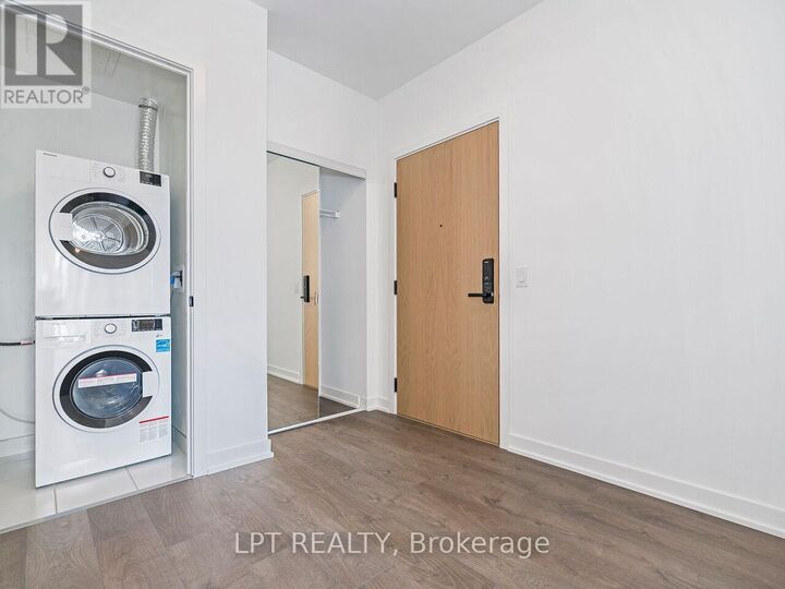 Property Photo: 5 Defries Street 1201 ON M5A 0W7