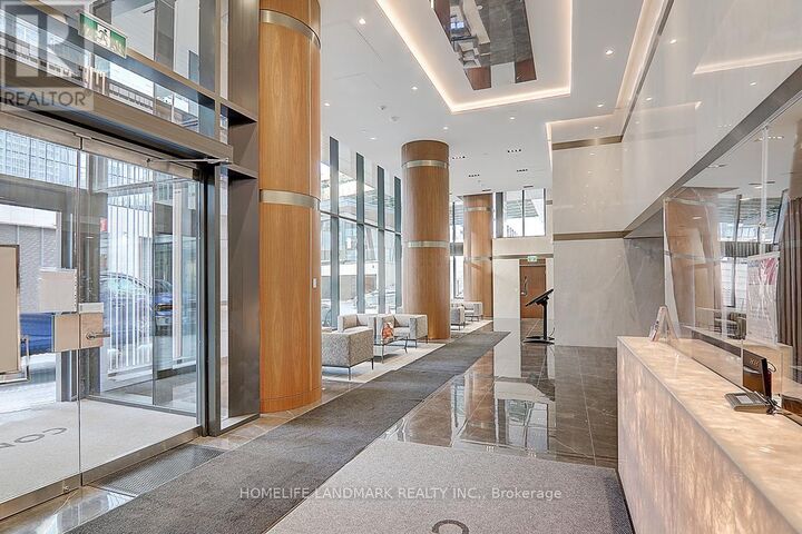 Property Photo:  17 Bathurst Street 601  ON M5V 0N1 