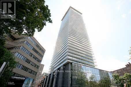 Property Photo:  33 Chales Street East 1802  ON M4Y 0A2 