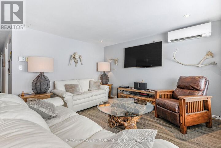 Property Photo:  922 Lalonde Road  ON K0B 1K0 