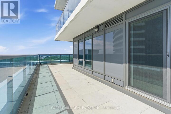 Property Photo:  7165 Yonge Street 2509  ON L3T 0C9 