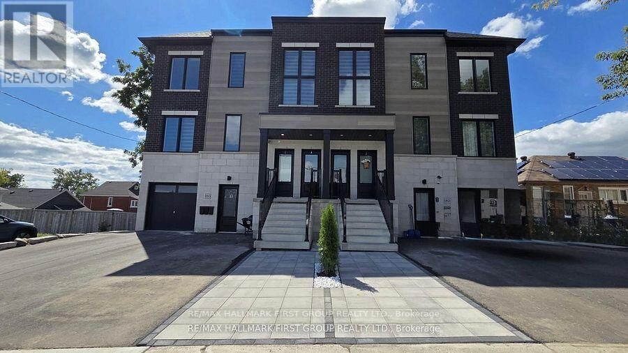 Property Photo:  180 Prince Street West 1  ON L1G 4E6 