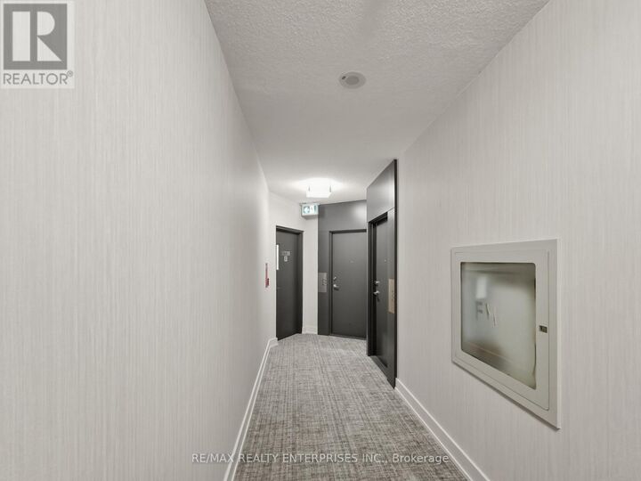 Property Photo:  169 Fort York Boulevard West 722  ON M5V 0C8 
