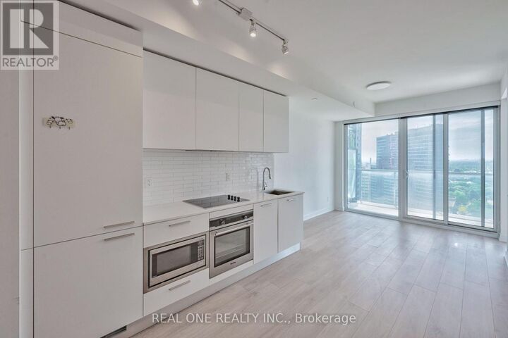 Property Photo:  3 Gloucester Street 2913  ON M4Y 0C6 