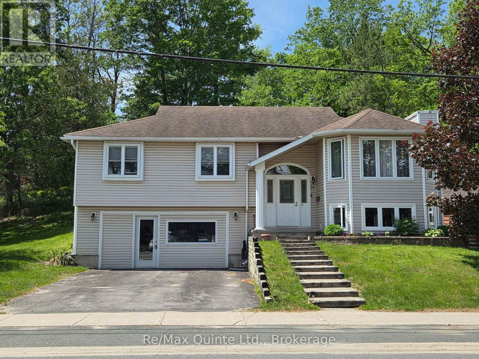 Property Photo:  14 McCamon Avenue  ON K0K 3J0 