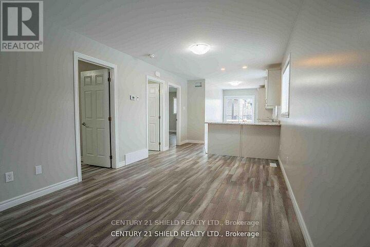 Property Photo: 221 Third Street West ON K6J 0B6