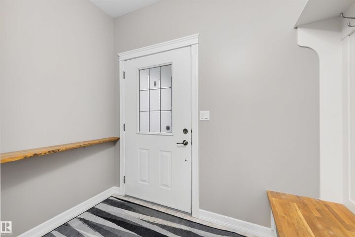 Property Photo:  1507 Wates Place SW  AB T6W 0T9 