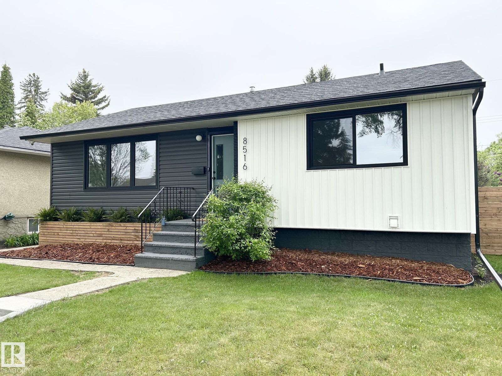Property Photo: 8516 64 Avenue NW AB T6E 0H3