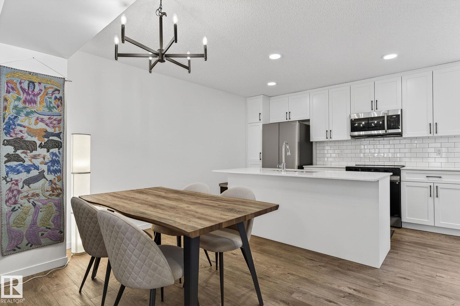 Property Photo:  50 McLaughlin Drive 7  AB T7X 0E1 