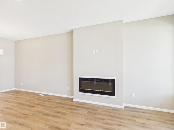 Property Photo:  115 Brickyard Drive  AB T7Z 0P2 