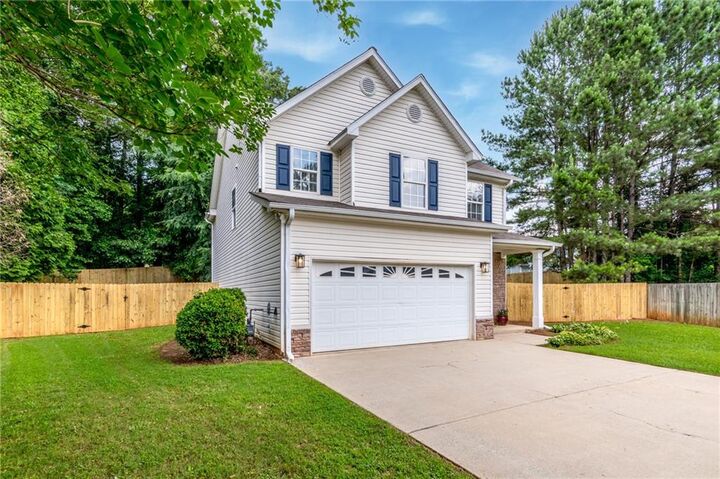 Property Photo:  134 Lexington Parke Drive  GA 30189 