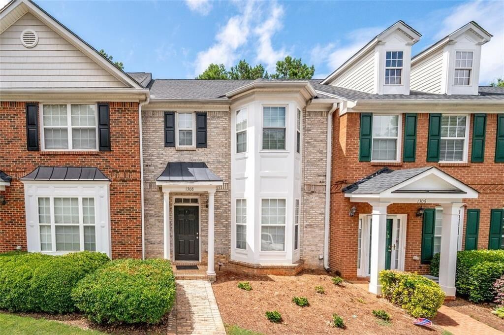 Property Photo:  1308 Guilderoy Court 5  GA 30106 
