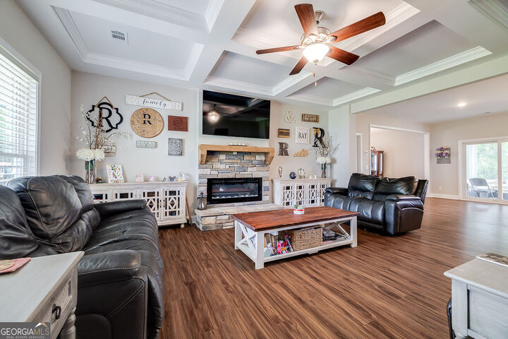 Property Photo:  119 Enclave Boulevard  GA 31419 