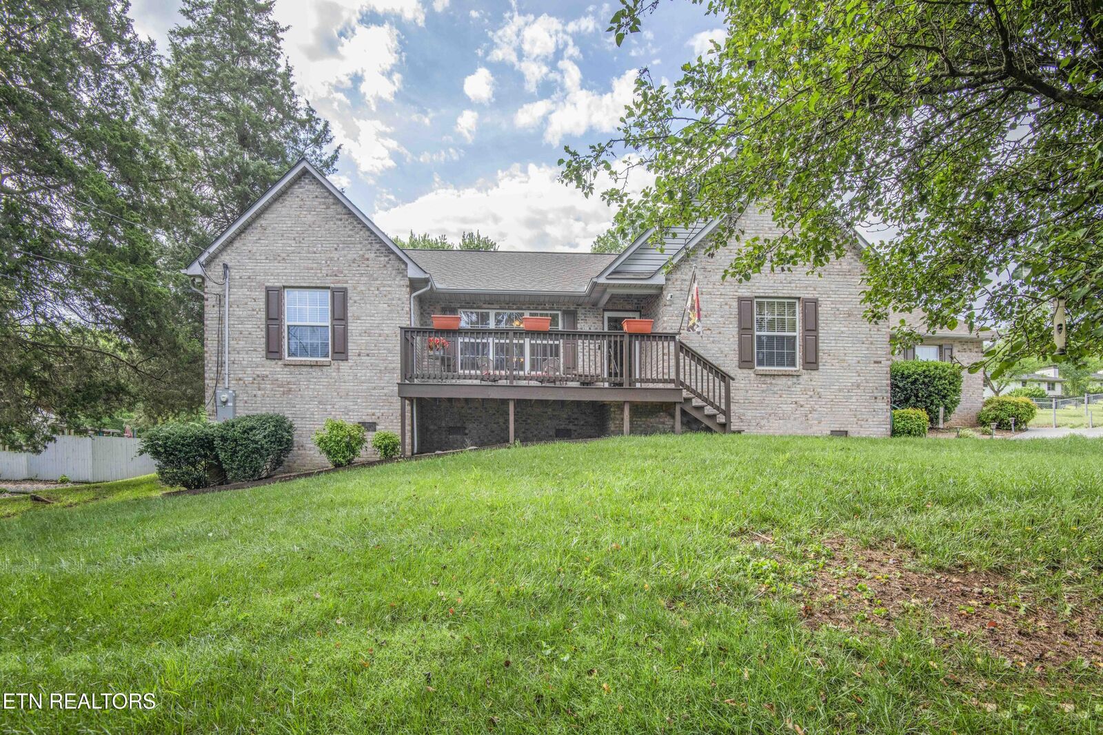 Property Photo:  1217 Topside Rd  TN 37777 