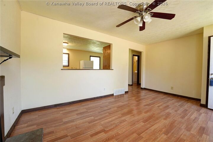 Property Photo:  5302 Katie Lane  WV 25313 