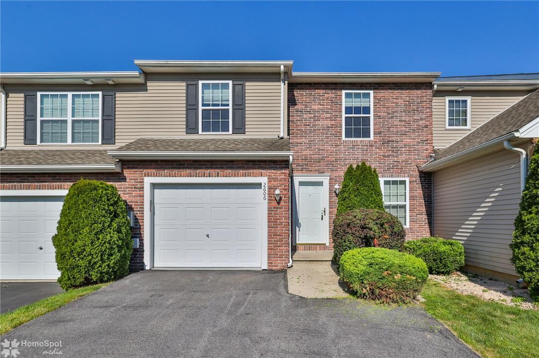Property Photo:  2606 Sapphire Lane  PA 18020 