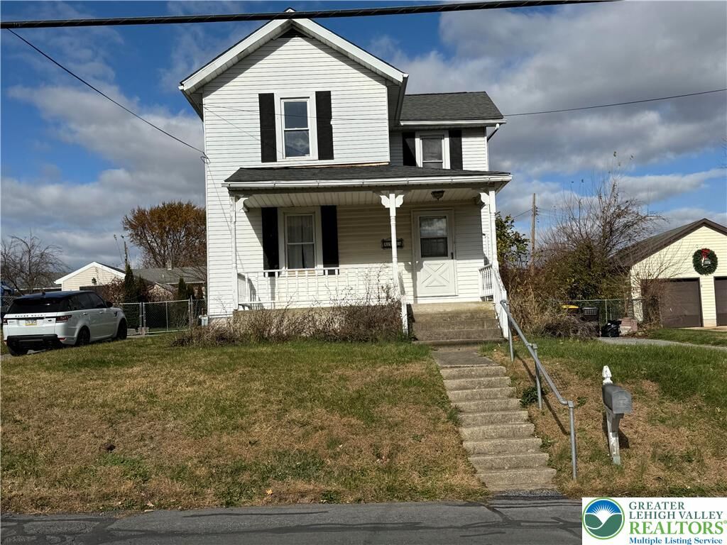 Property Photo:  2955 Middletown Road  PA 18020 