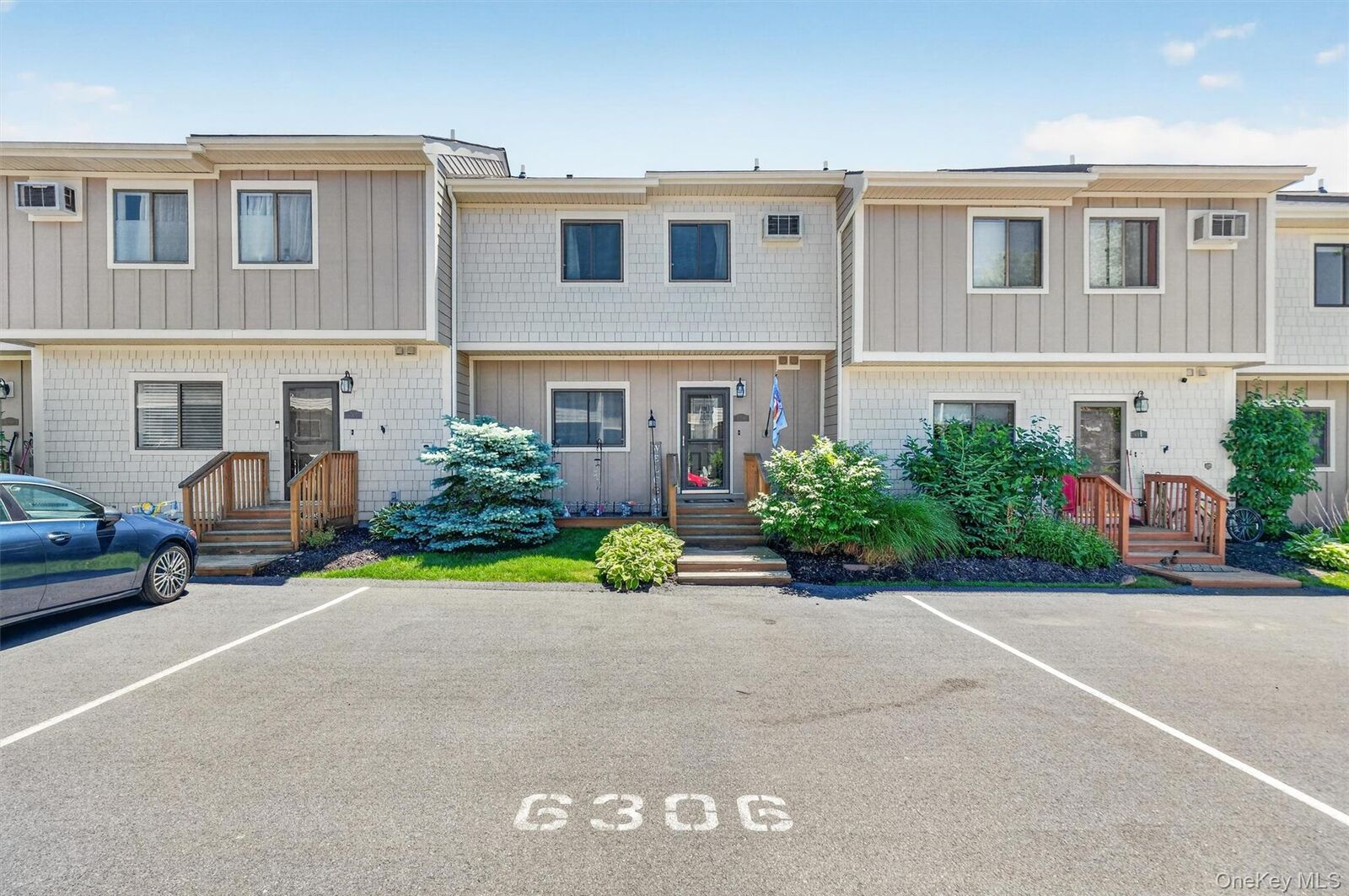 Property Photo:  6306 Chelsea Cove N  NY 12533 