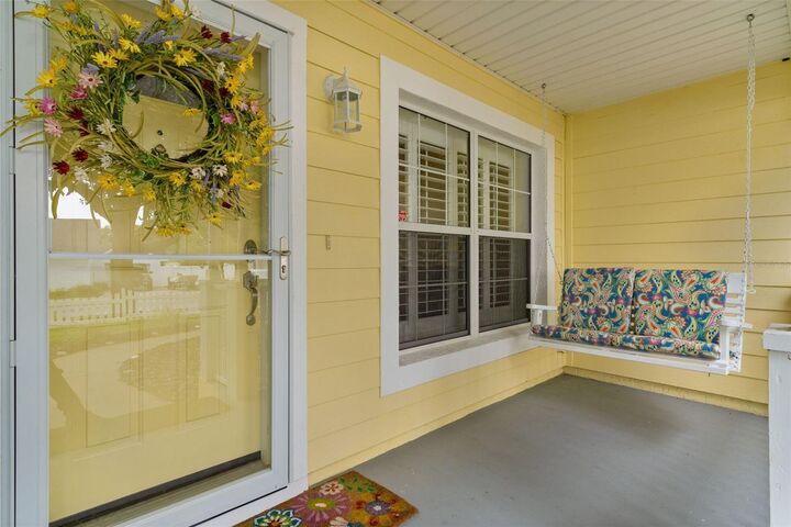 Property Photo: 1622 Laurel Way FL 32778