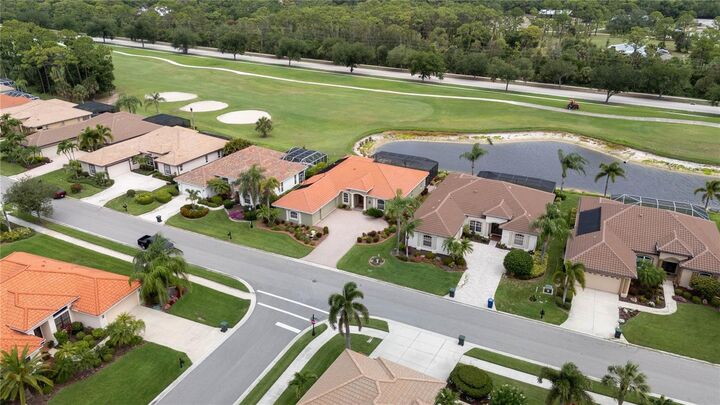 Property Photo:  1038 Tuscany Boulevard  FL 34292 